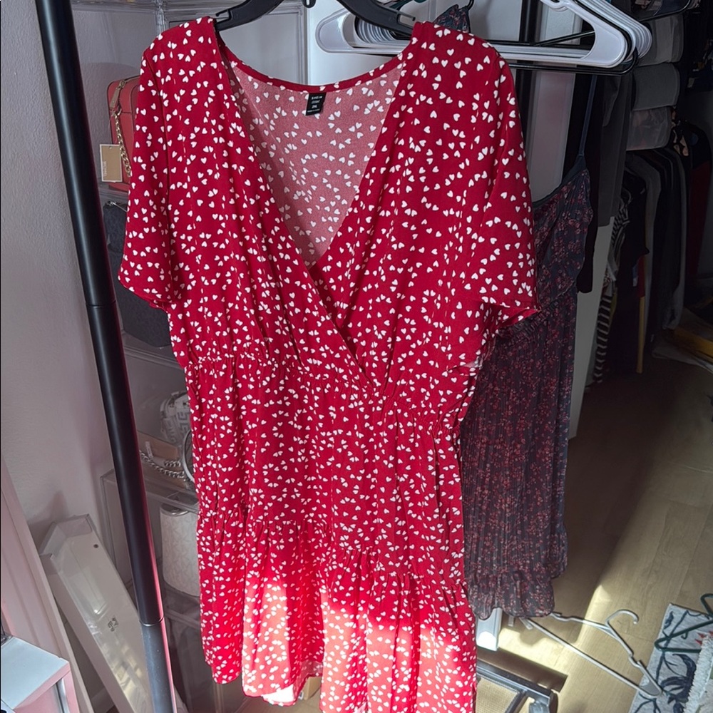 Red Heart Print Women's Top